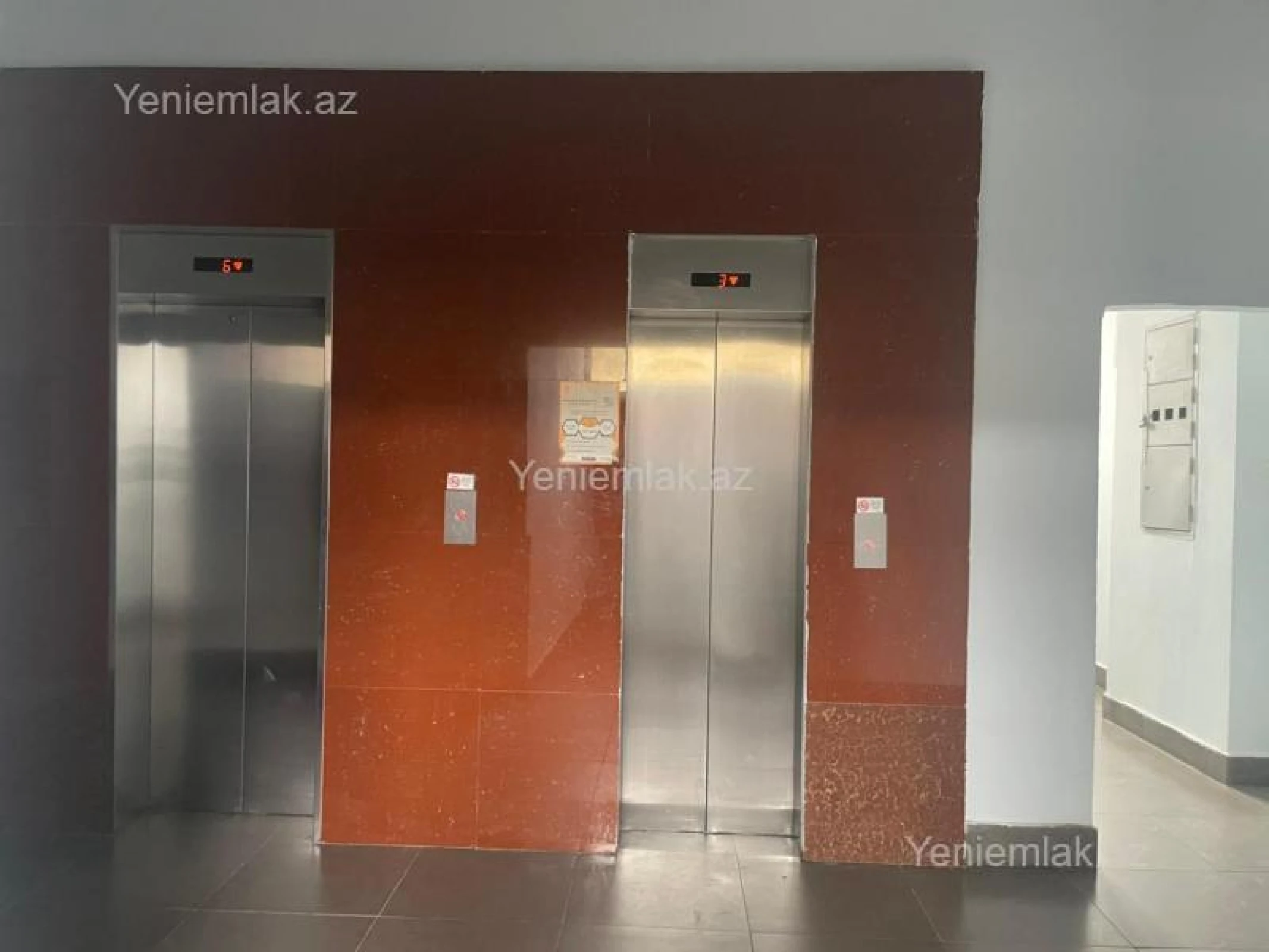 Satılır 2 otaqlı yeni tikili 76.5 m²