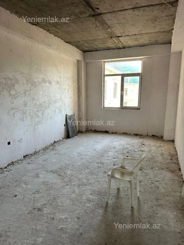 Satılır 2 otaqlı yeni tikili 72 m²