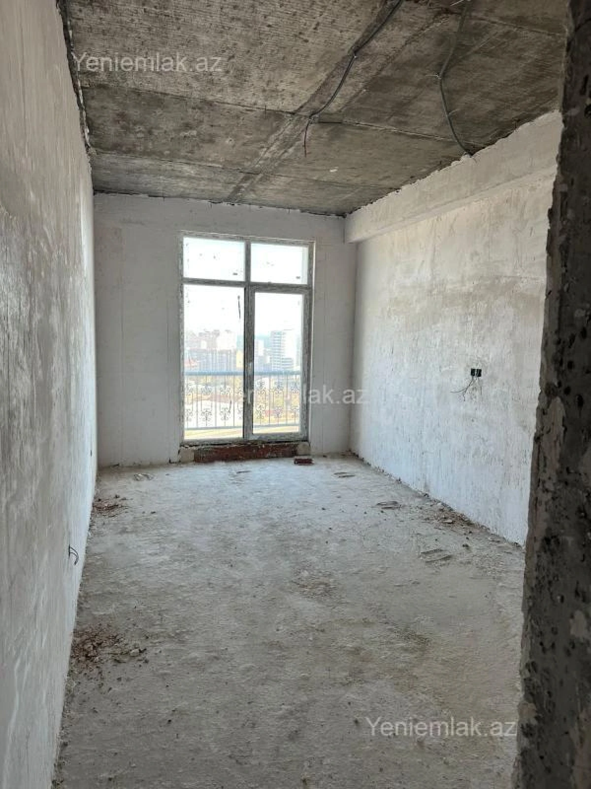 Satılır 2 otaqlı yeni tikili 72 m²