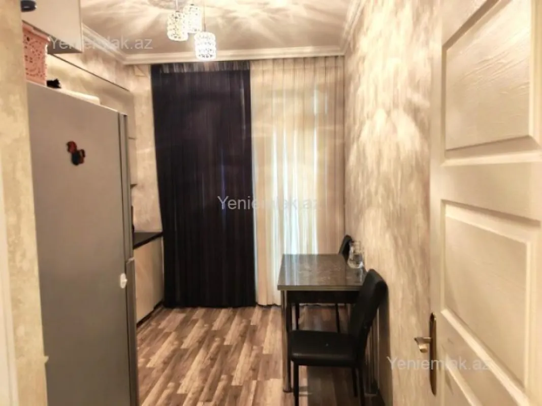 Satılır 2 otaqlı yeni tikili 78 m²