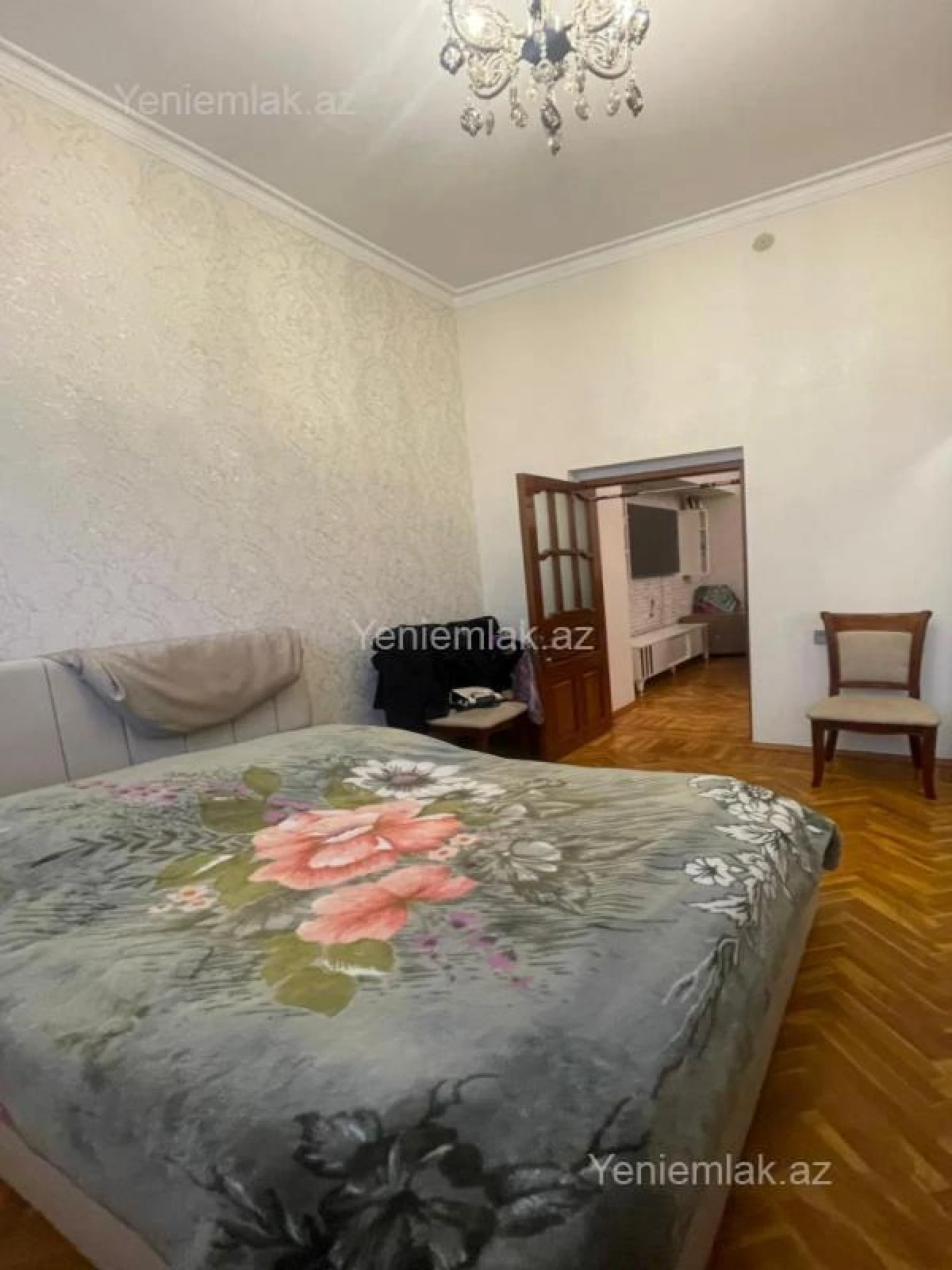 Satılır 3 otaqlı köhnə tikili 90 m²
