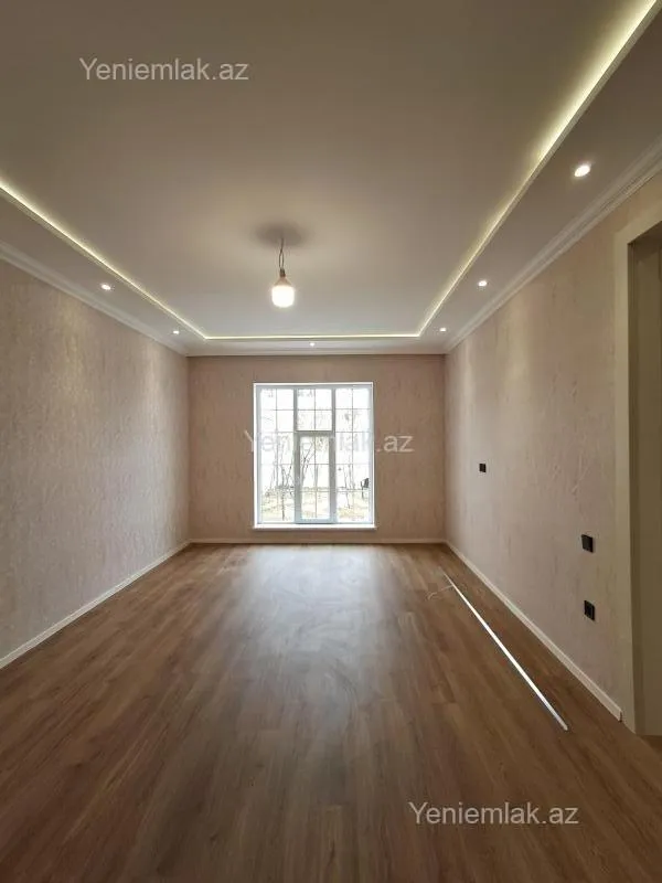 Satılır 6 otaqlı həyət evi 285 m²