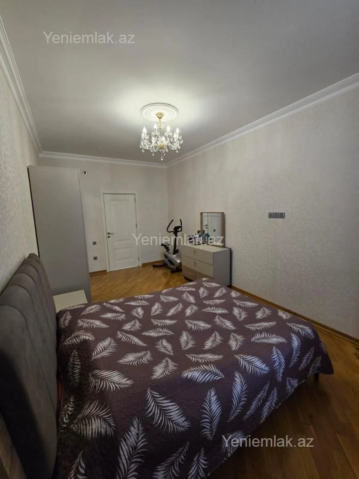 Satılır 3 otaqlı yeni tikili 122 m²