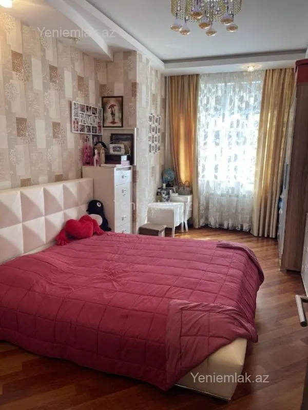 Satılır 3 otaqlı yeni tikili 127 m²