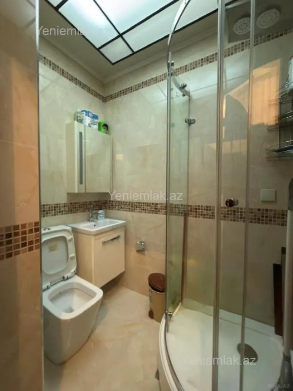 Satılır 3 otaqlı yeni tikili 127 m²