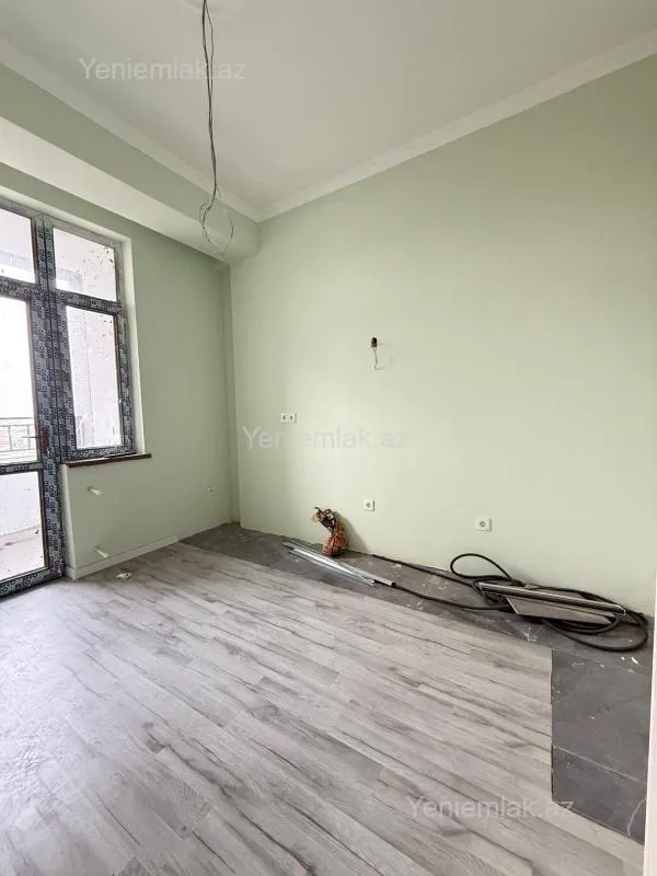 Satılır 2 otaqlı yeni tikili 80 m²