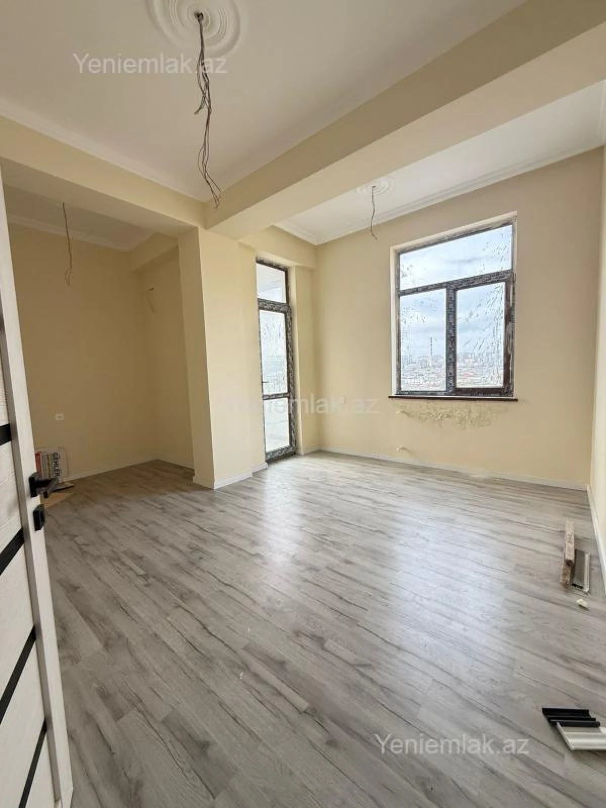 Satılır 2 otaqlı yeni tikili 80 m²