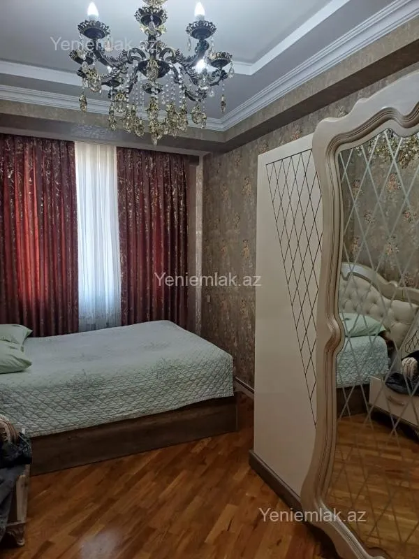 Satılır 3 otaqlı yeni tikili 120 m²