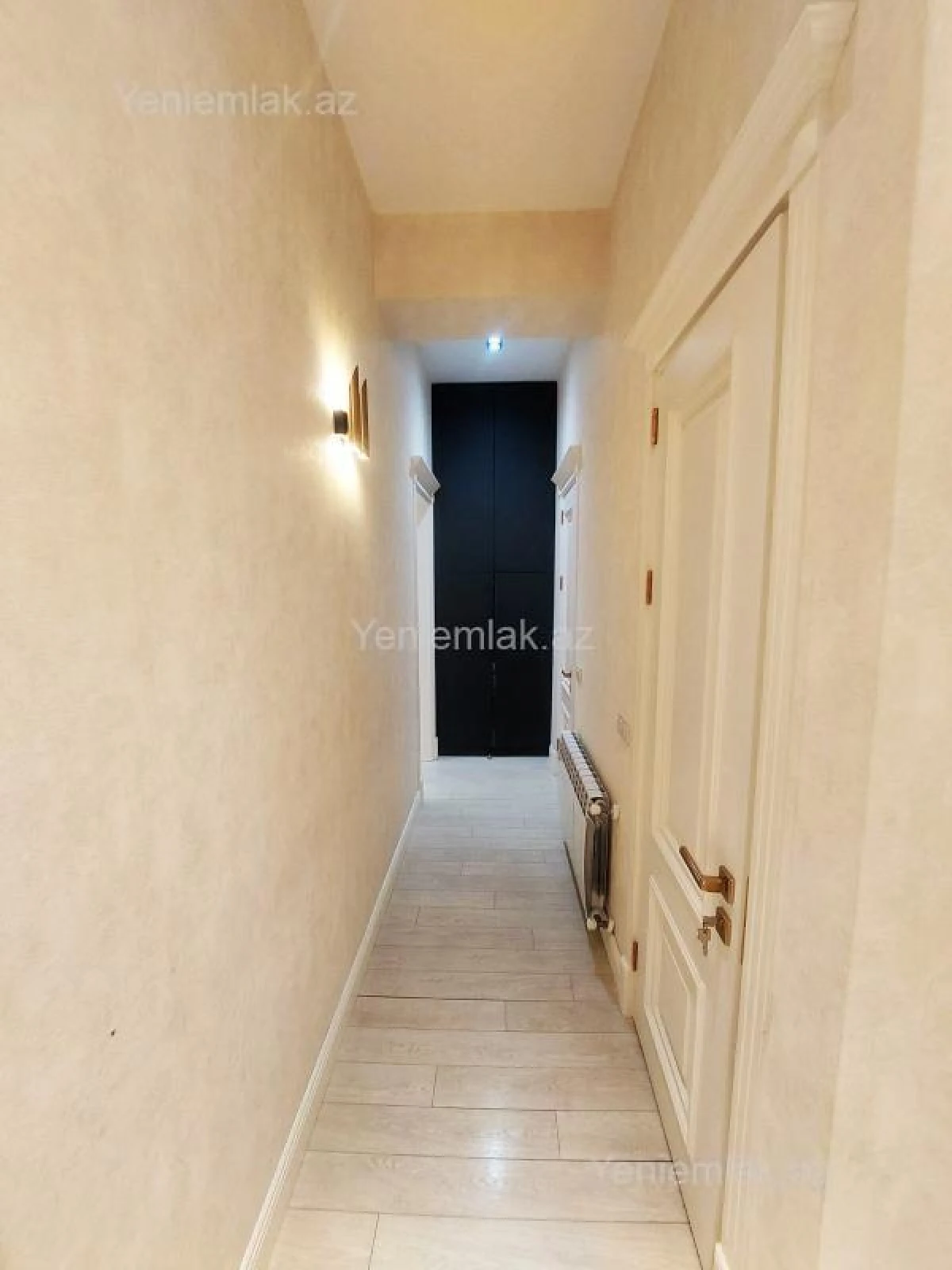 Satılır 3 otaqlı yeni tikili 110.5 m²