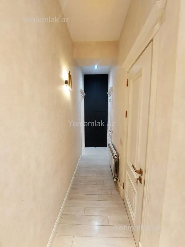 Satılır 3 otaqlı yeni tikili 110.5 m²