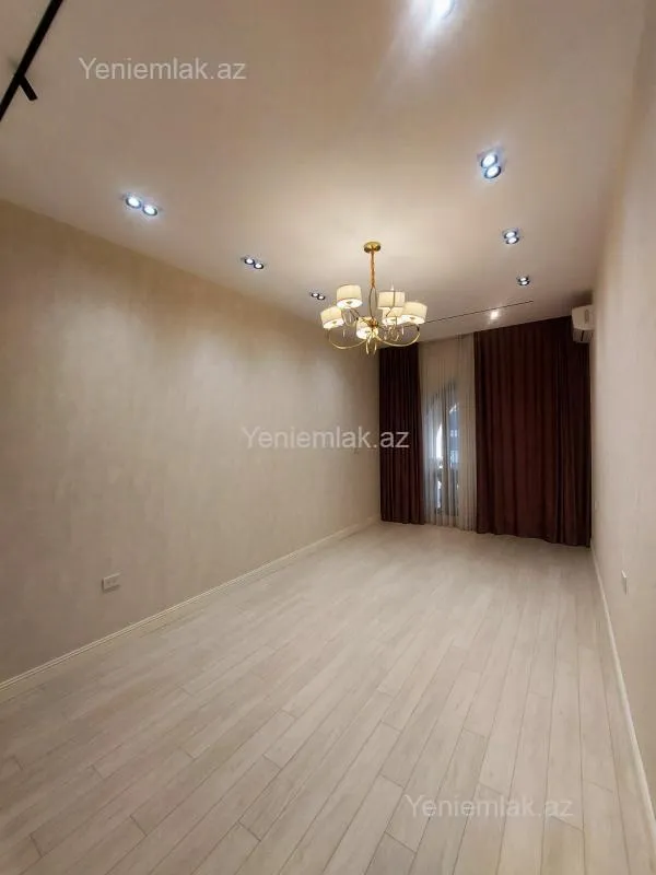 Satılır 3 otaqlı yeni tikili 110.5 m²