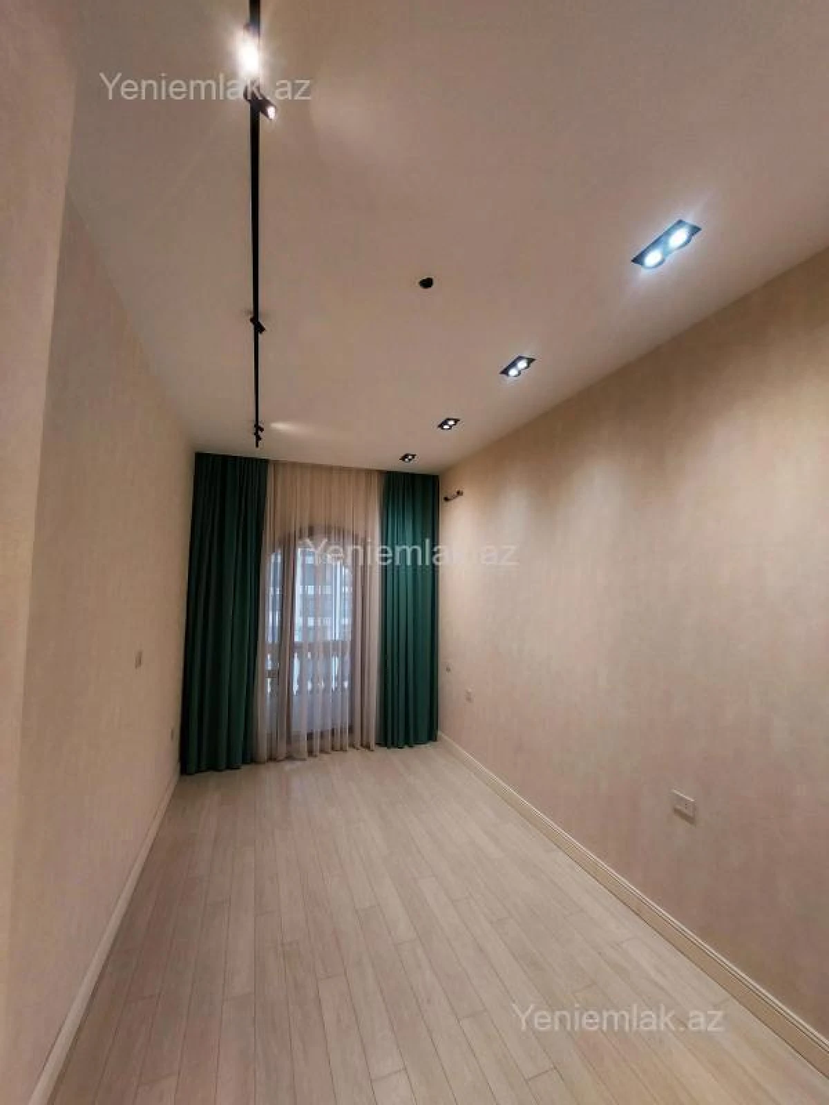 Satılır 3 otaqlı yeni tikili 110.5 m²