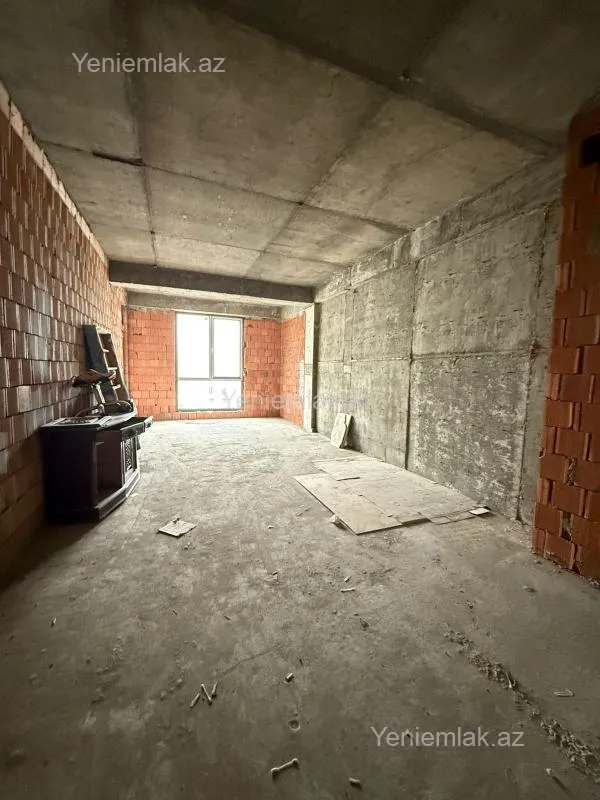 Satılır 2 otaqlı yeni tikili 93 m²