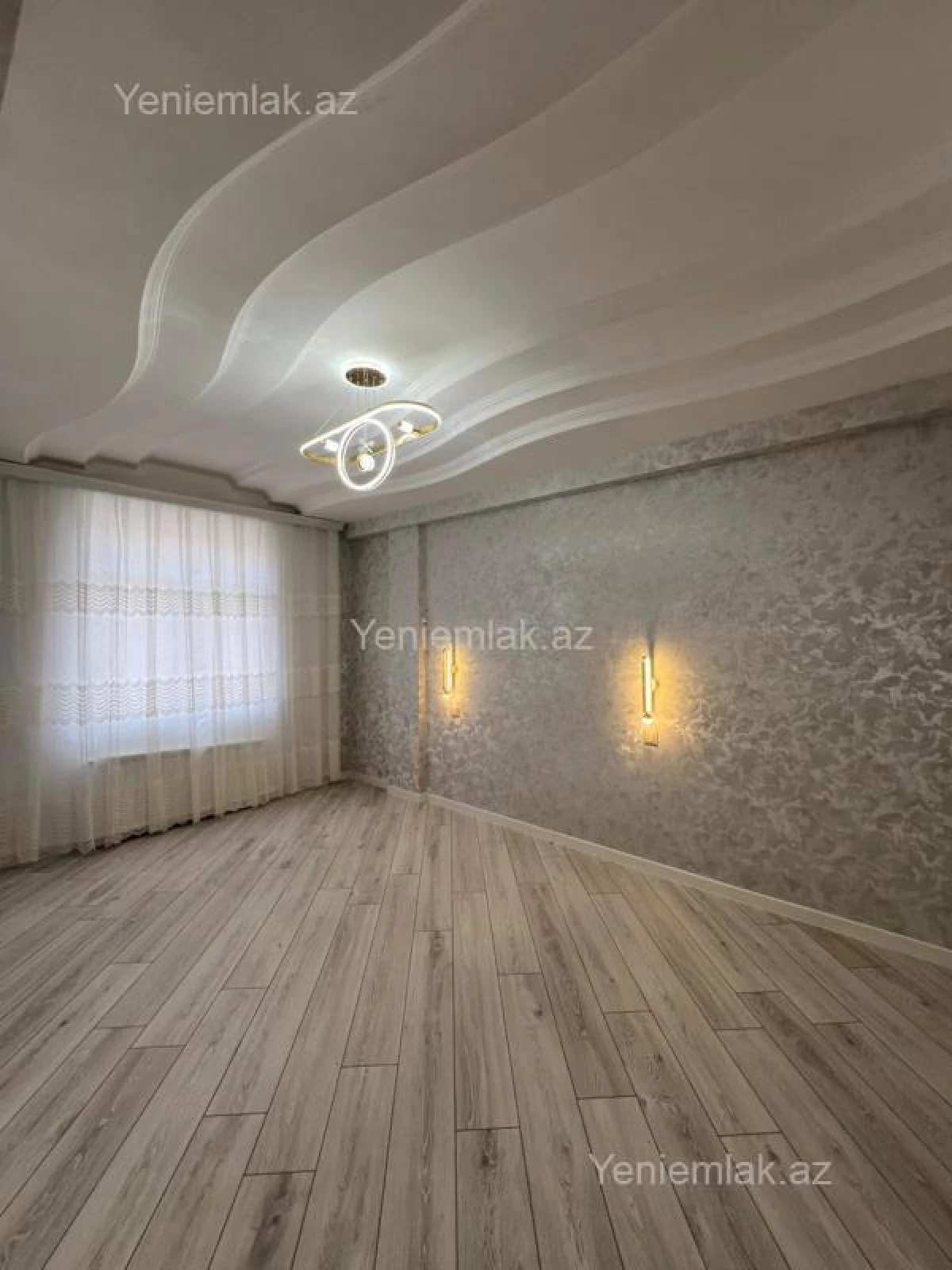 Satılır 3 otaqlı yeni tikili 73 m²