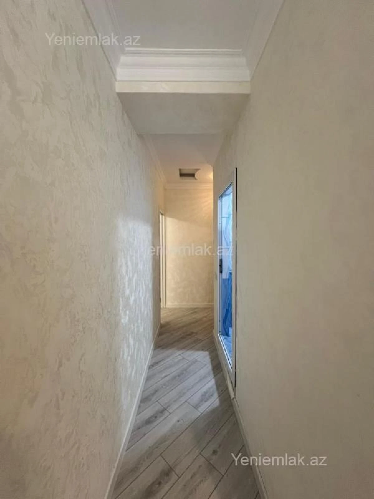 Satılır 3 otaqlı yeni tikili 73 m²