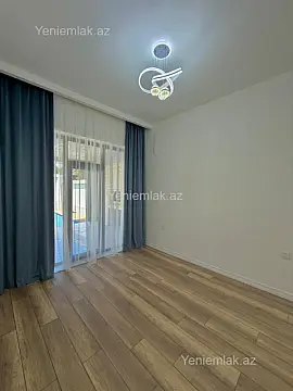 Satılır 4 otaqlı həyət evi 160 m²