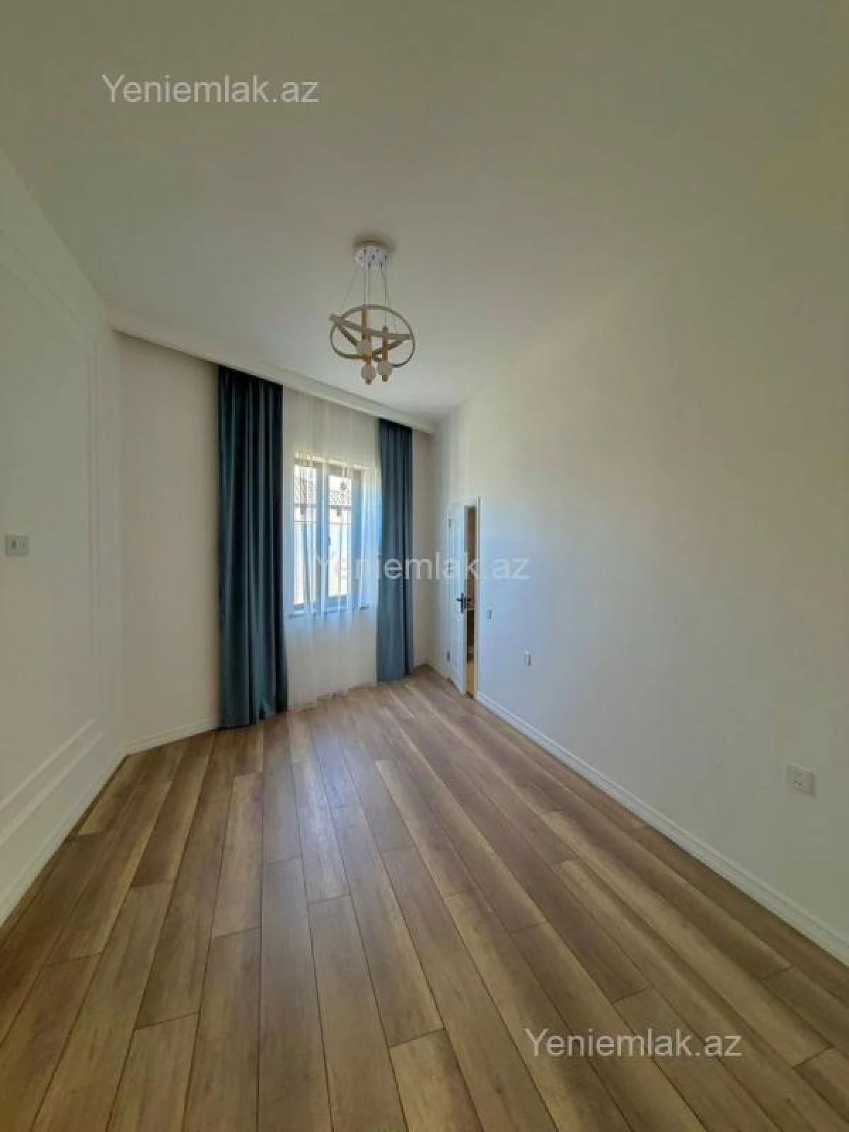Satılır 4 otaqlı həyət evi 160 m²