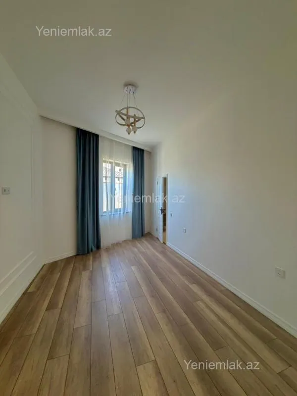 Satılır 4 otaqlı həyət evi 160 m²