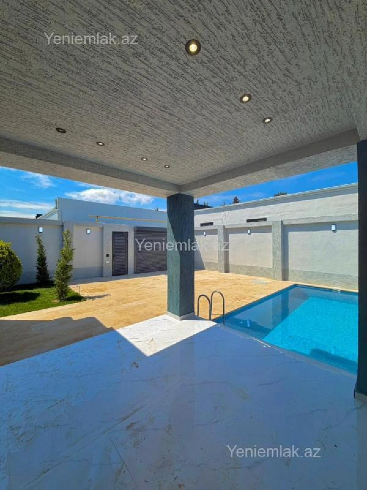 Satılır 4 otaqlı həyət evi 160 m²