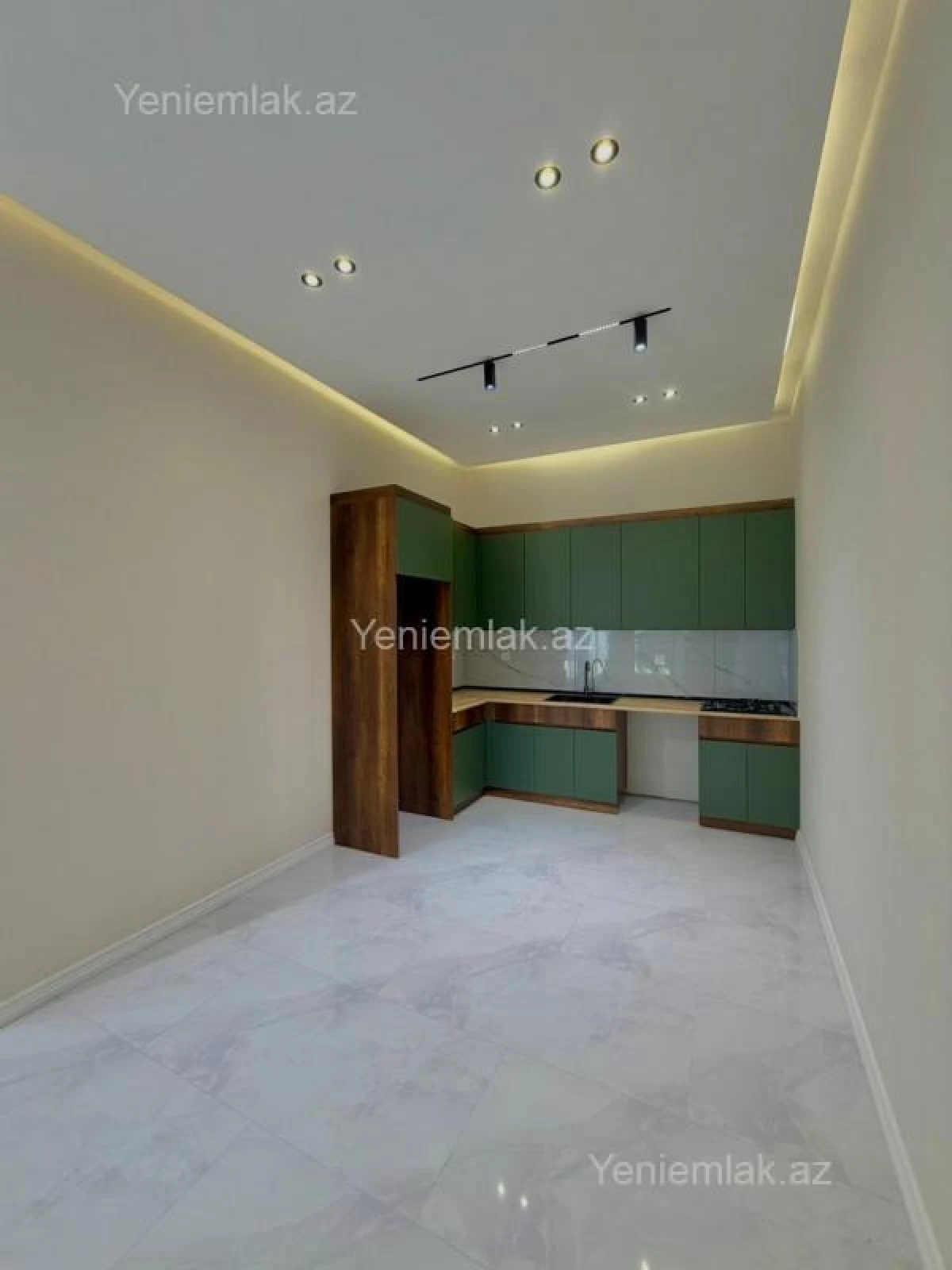 Satılır 4 otaqlı həyət evi 160 m²