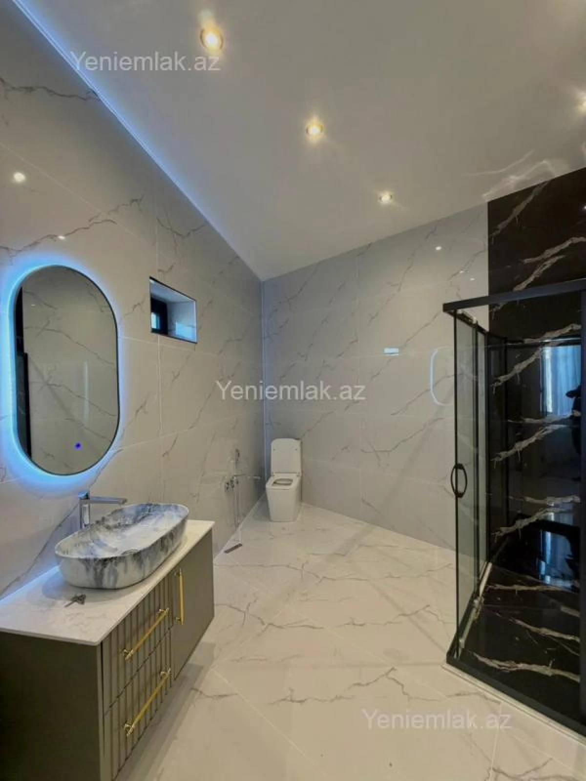 Satılır 4 otaqlı həyət evi 160 m²