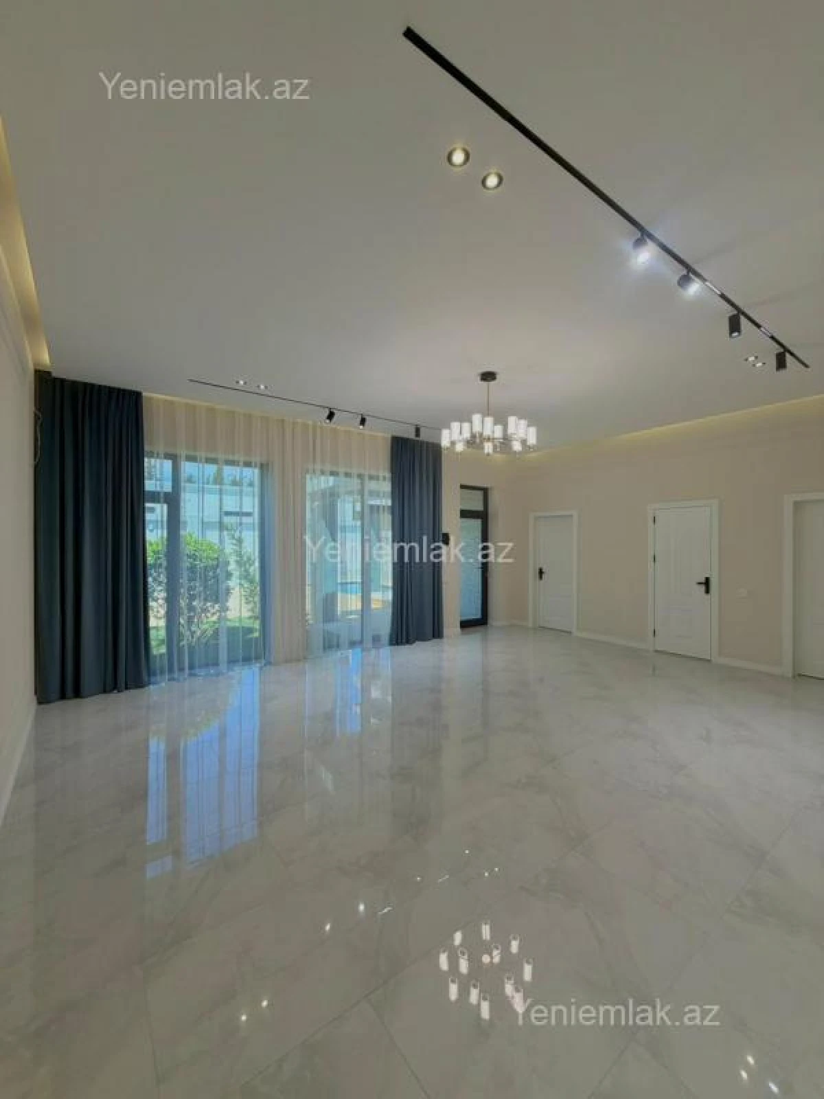 Satılır 4 otaqlı həyət evi 160 m²