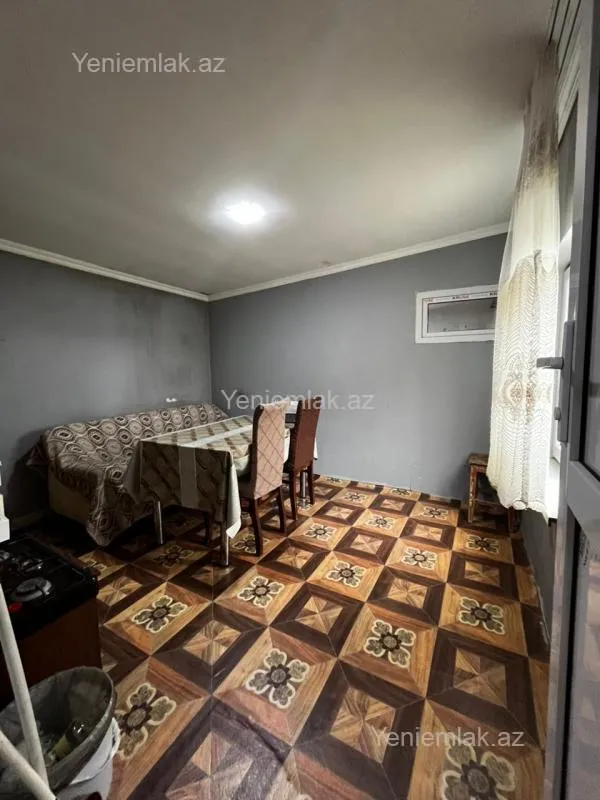 Satılır 5 otaqlı həyət evi 130 m²