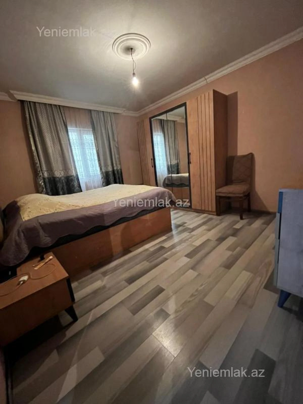 Satılır 5 otaqlı həyət evi 130 m²