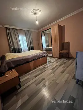 Satılır 5 otaqlı həyət evi 130 m²