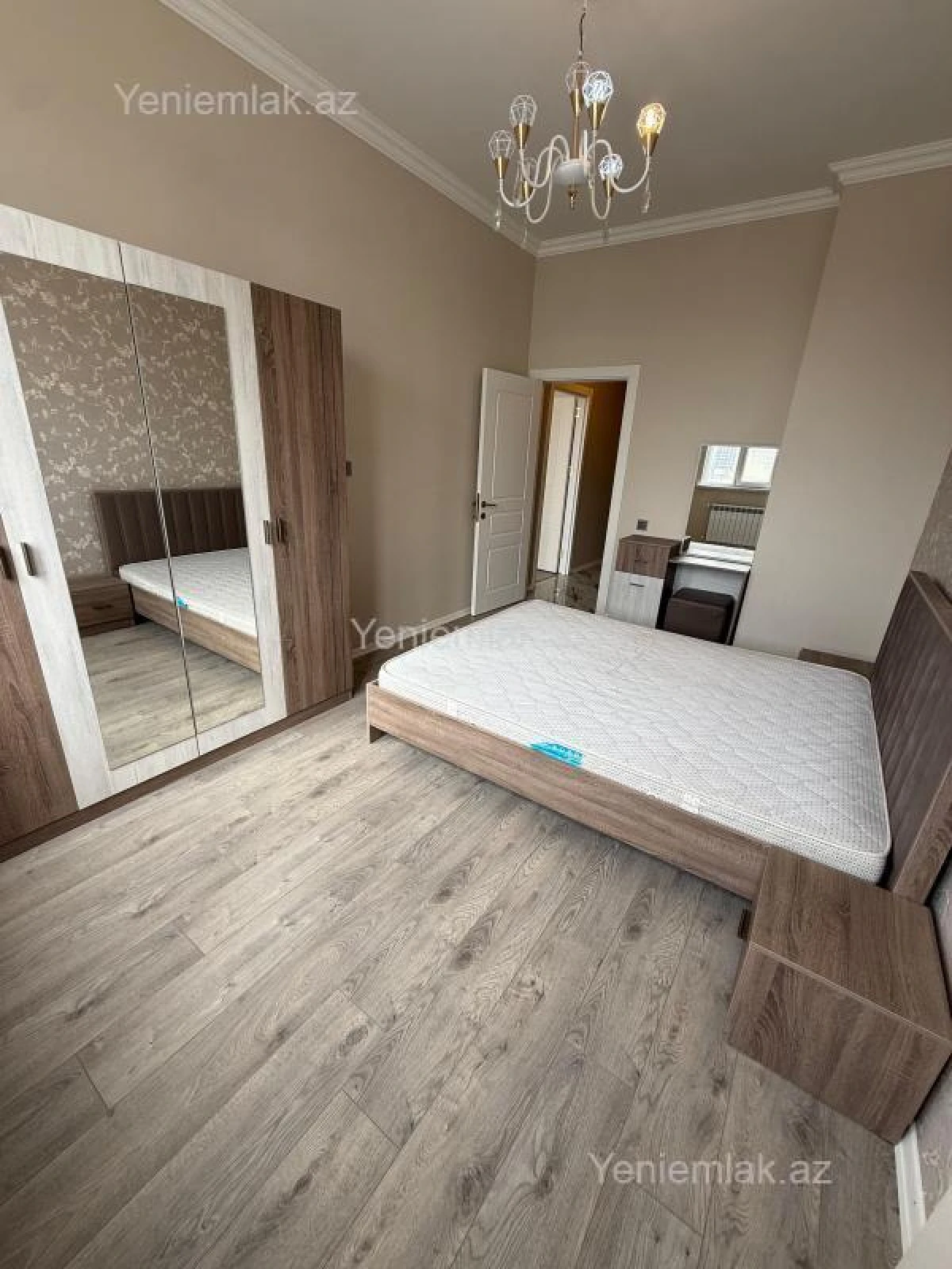 Satılır 2 otaqlı yeni tikili 64 m²