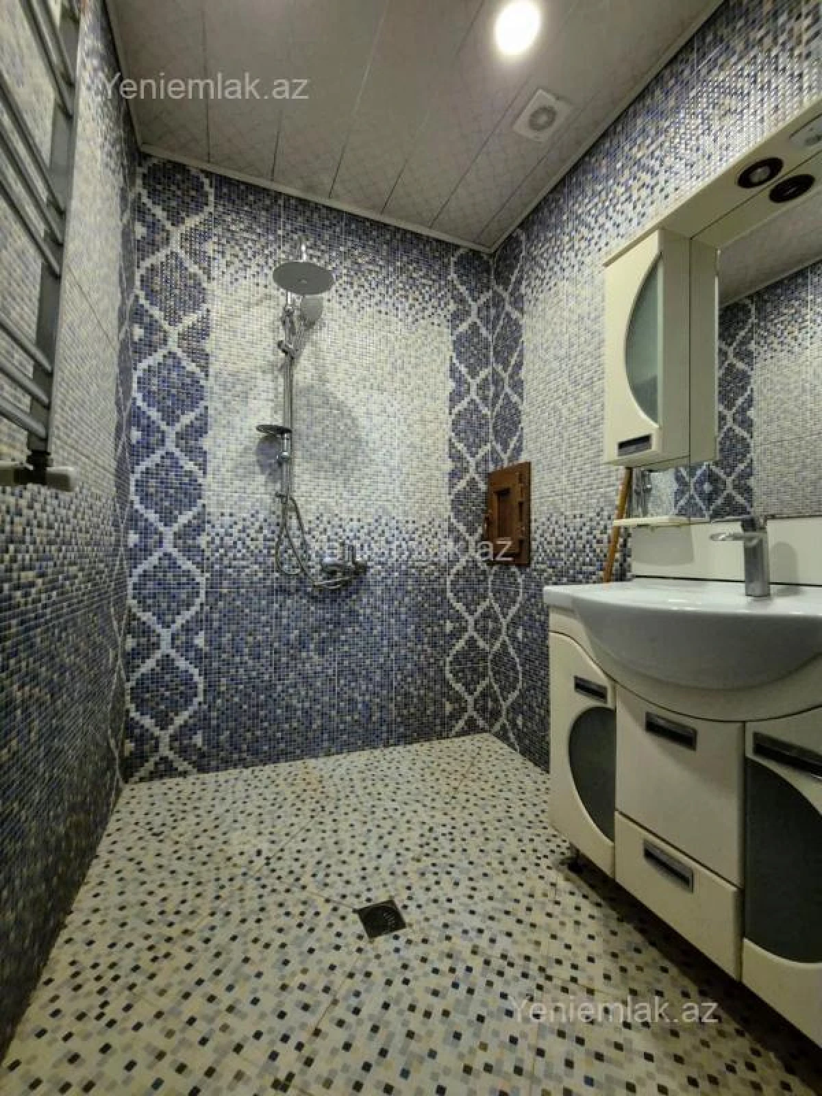 Satılır 2 otaqlı yeni tikili 94 m²