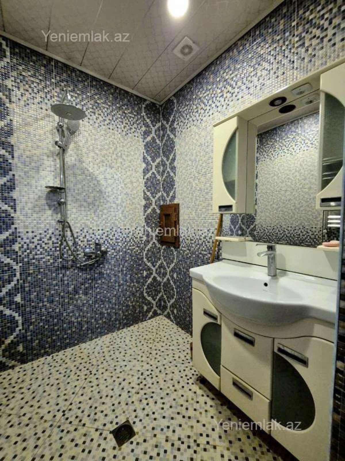 Satılır 2 otaqlı yeni tikili 94 m²