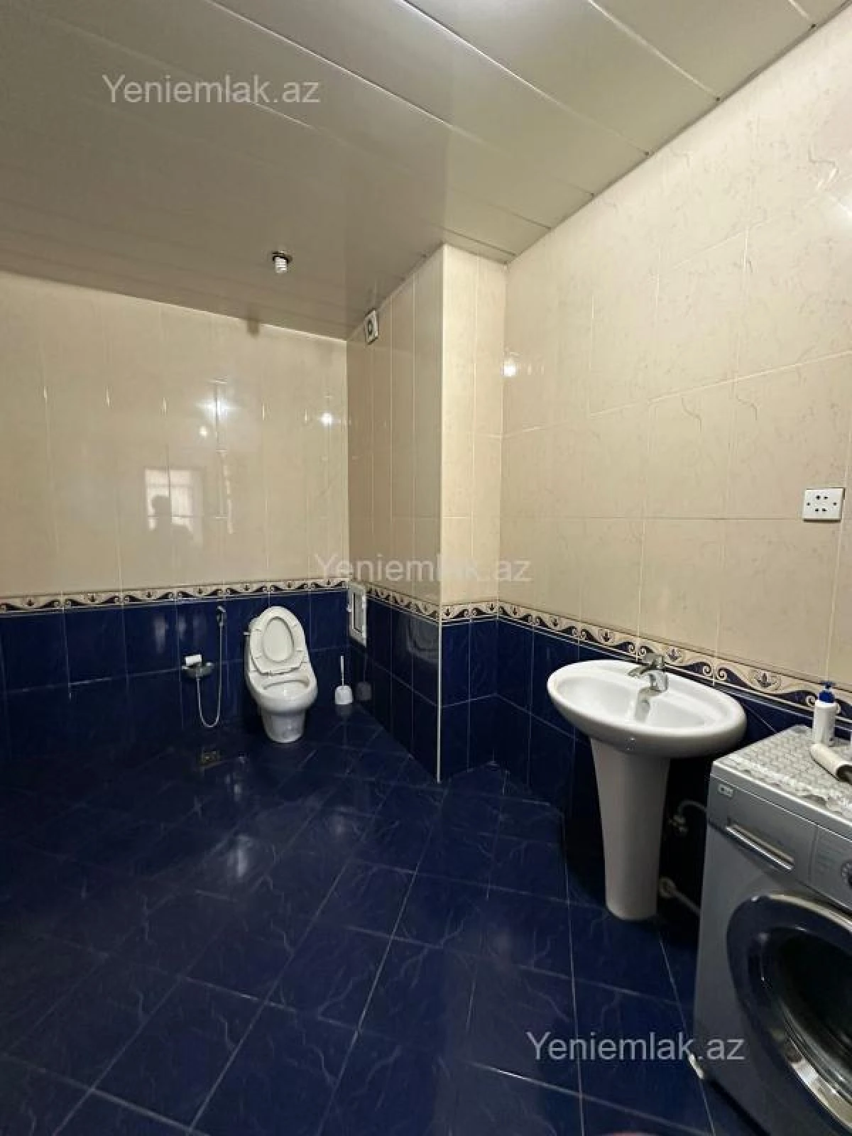 Satılır 3 otaqlı yeni tikili 175 m²