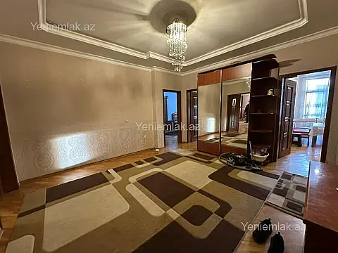 Satılır 3 otaqlı yeni tikili 175 m²