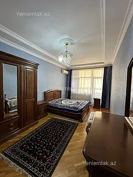 Satılır 3 otaqlı yeni tikili 175 m²