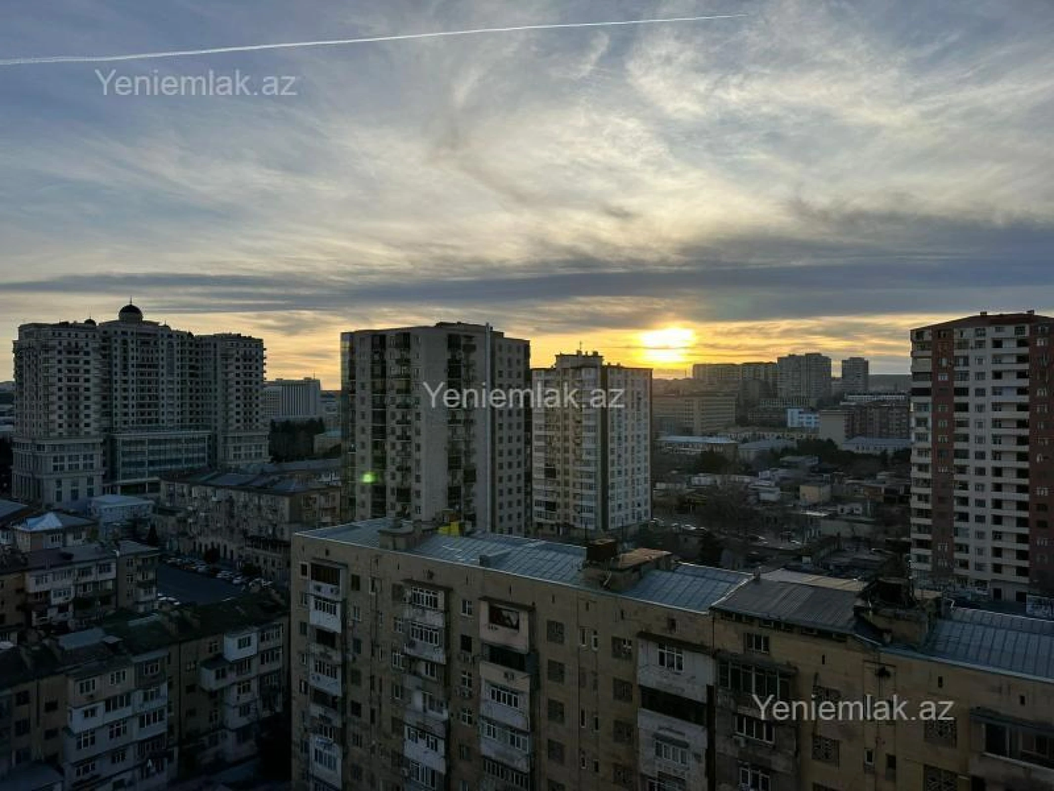 Satılır 3 otaqlı yeni tikili 175 m²