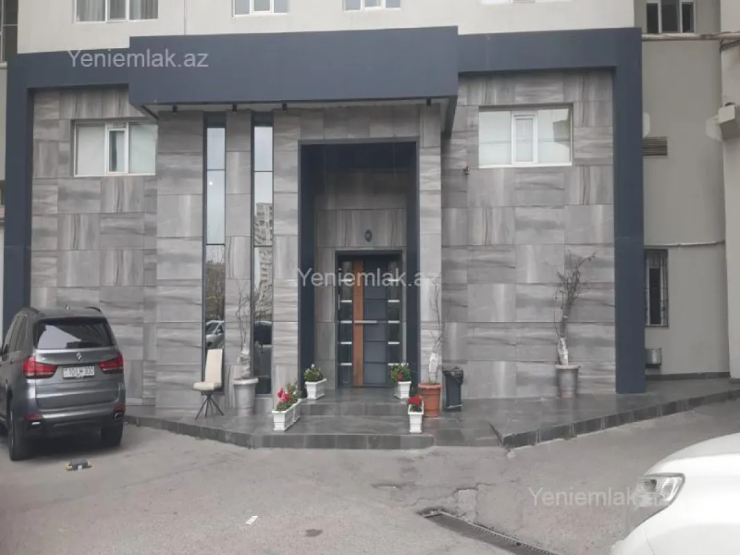 Satılır 4 otaqlı yeni tikili 193 m²