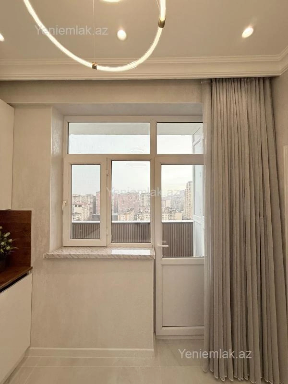 Satılır 2 otaqlı yeni tikili 64 m²