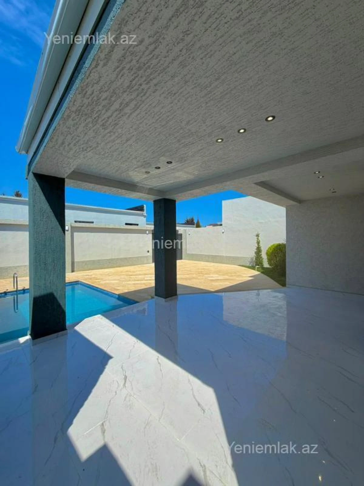 Satılır 4 otaqlı həyət evi 160 m²