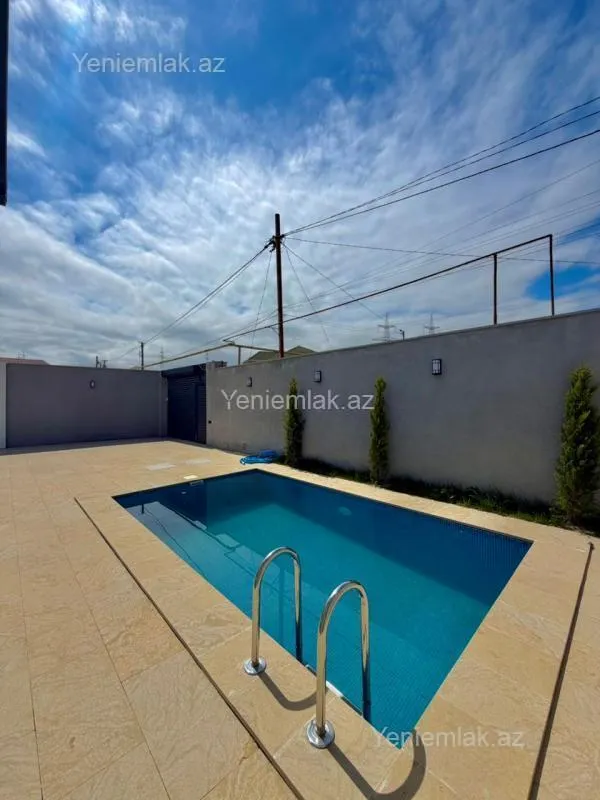 Satılır 4 otaqlı həyət evi 120 m²