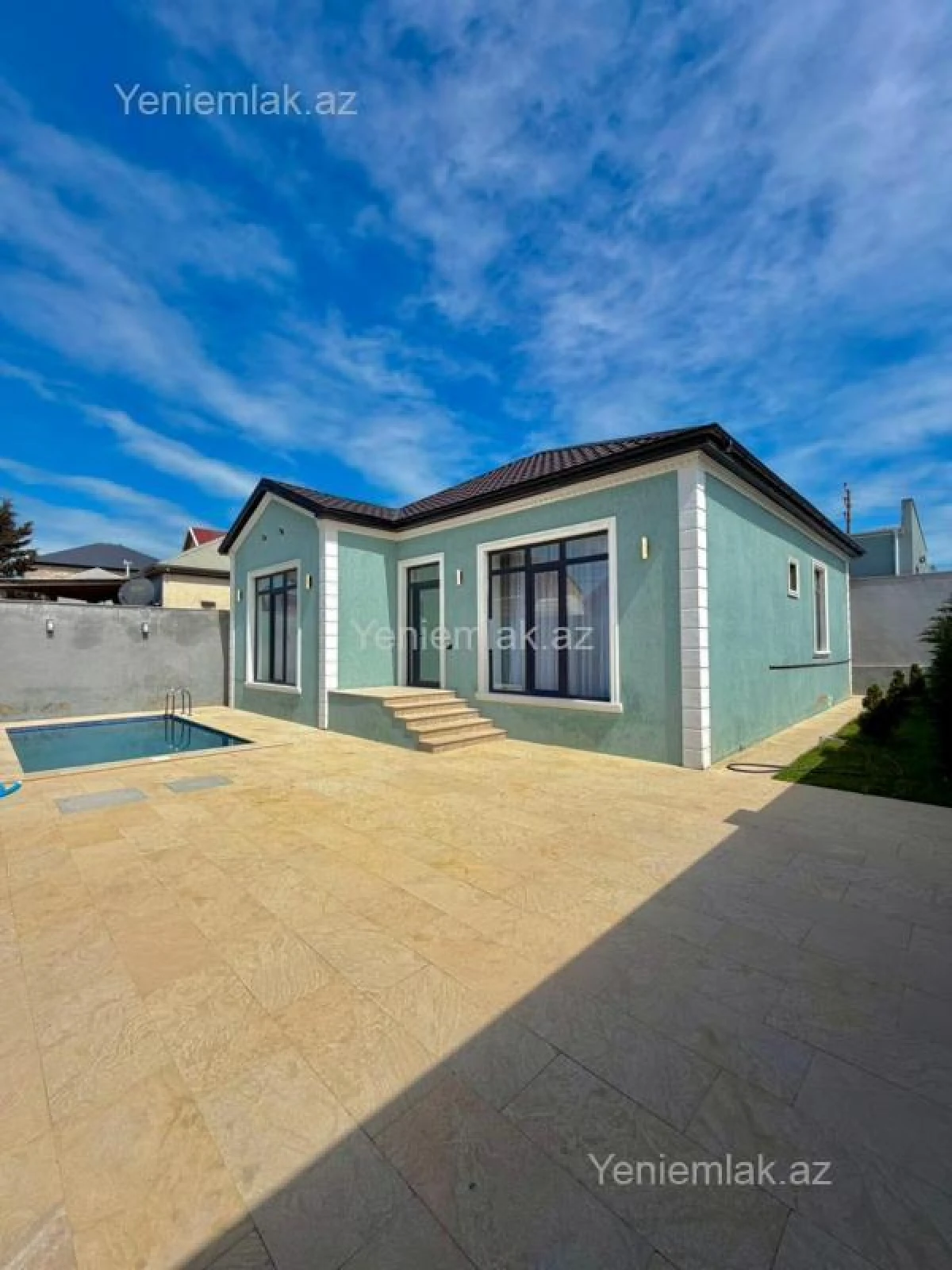 Satılır 4 otaqlı həyət evi 120 m²