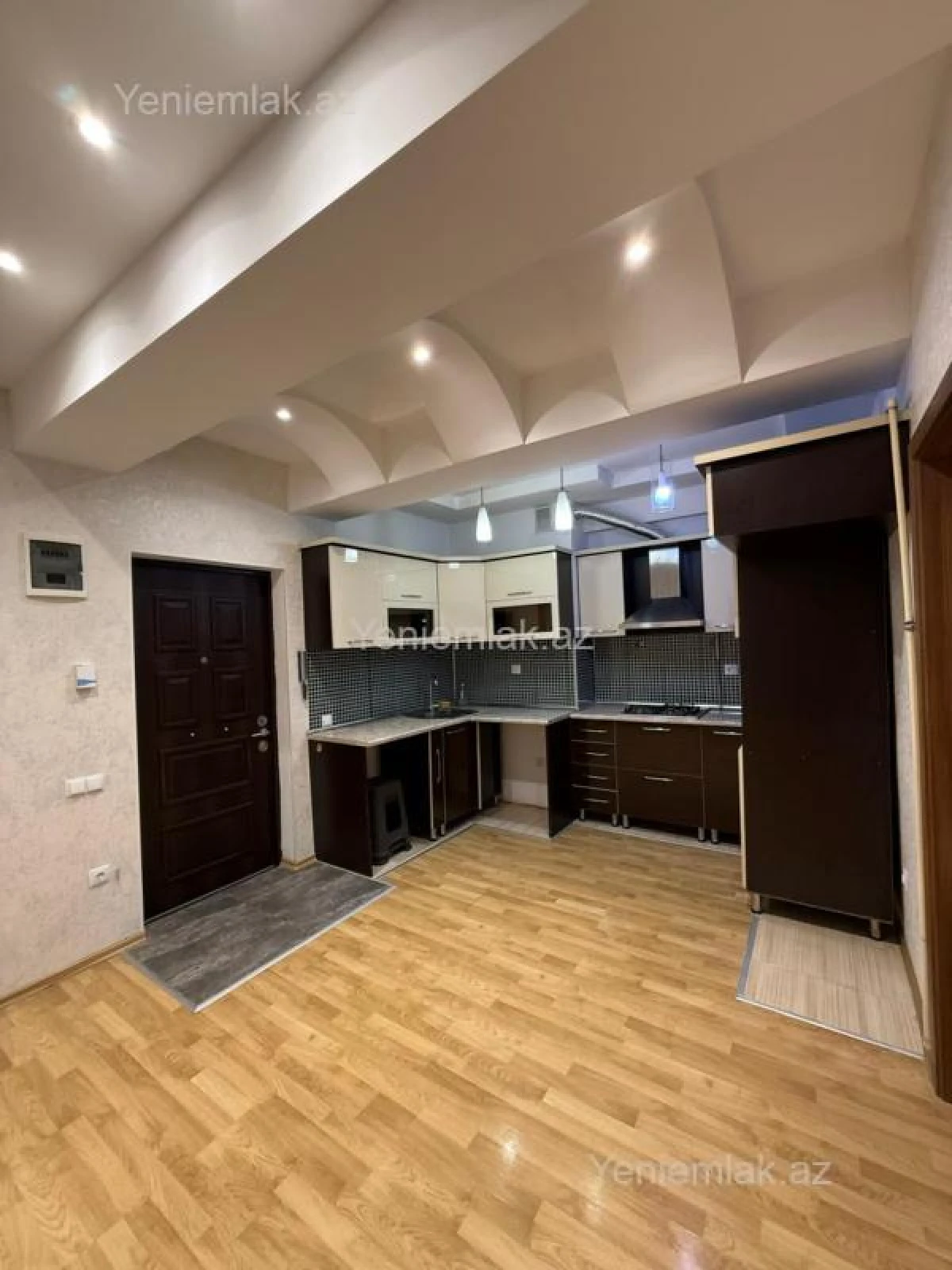 Satılır 2 otaqlı yeni tikili 68 m²