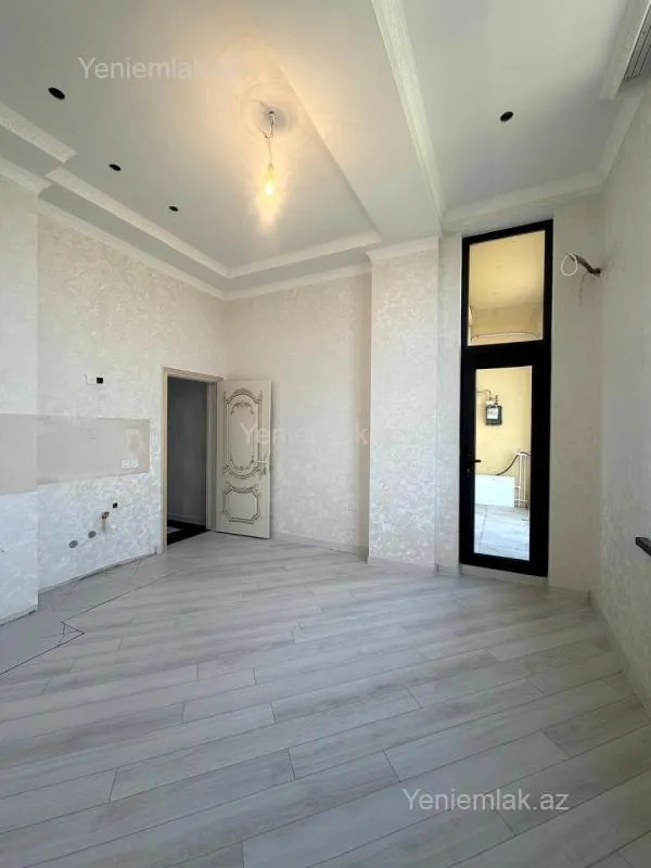 Satılır 2 otaqlı yeni tikili 81 m²
