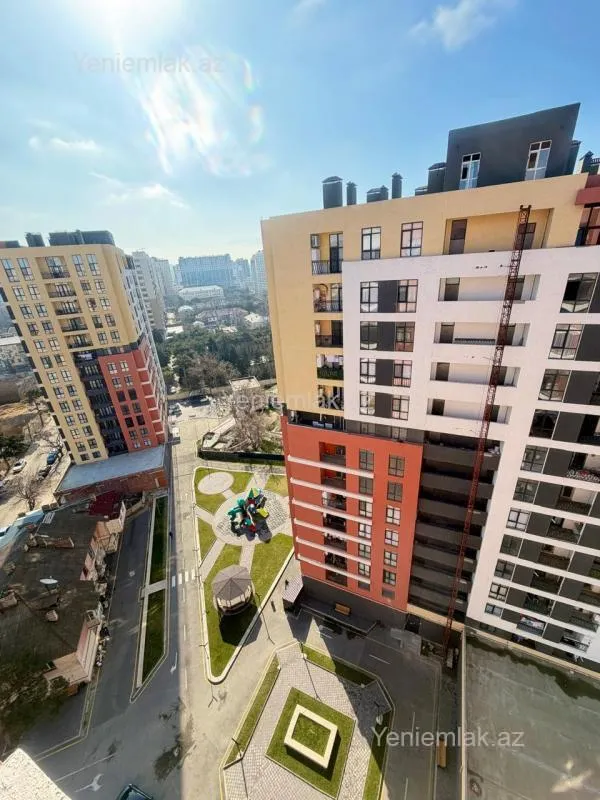 Satılır 2 otaqlı yeni tikili 81 m²