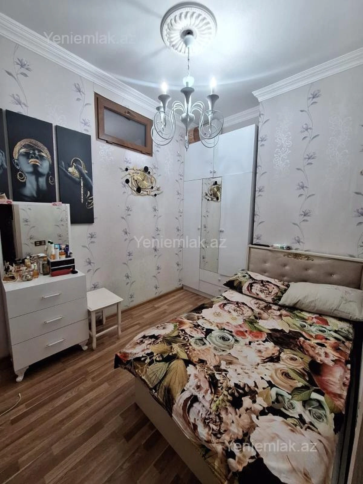 Satılır 3 otaqlı yeni tikili 80 m²