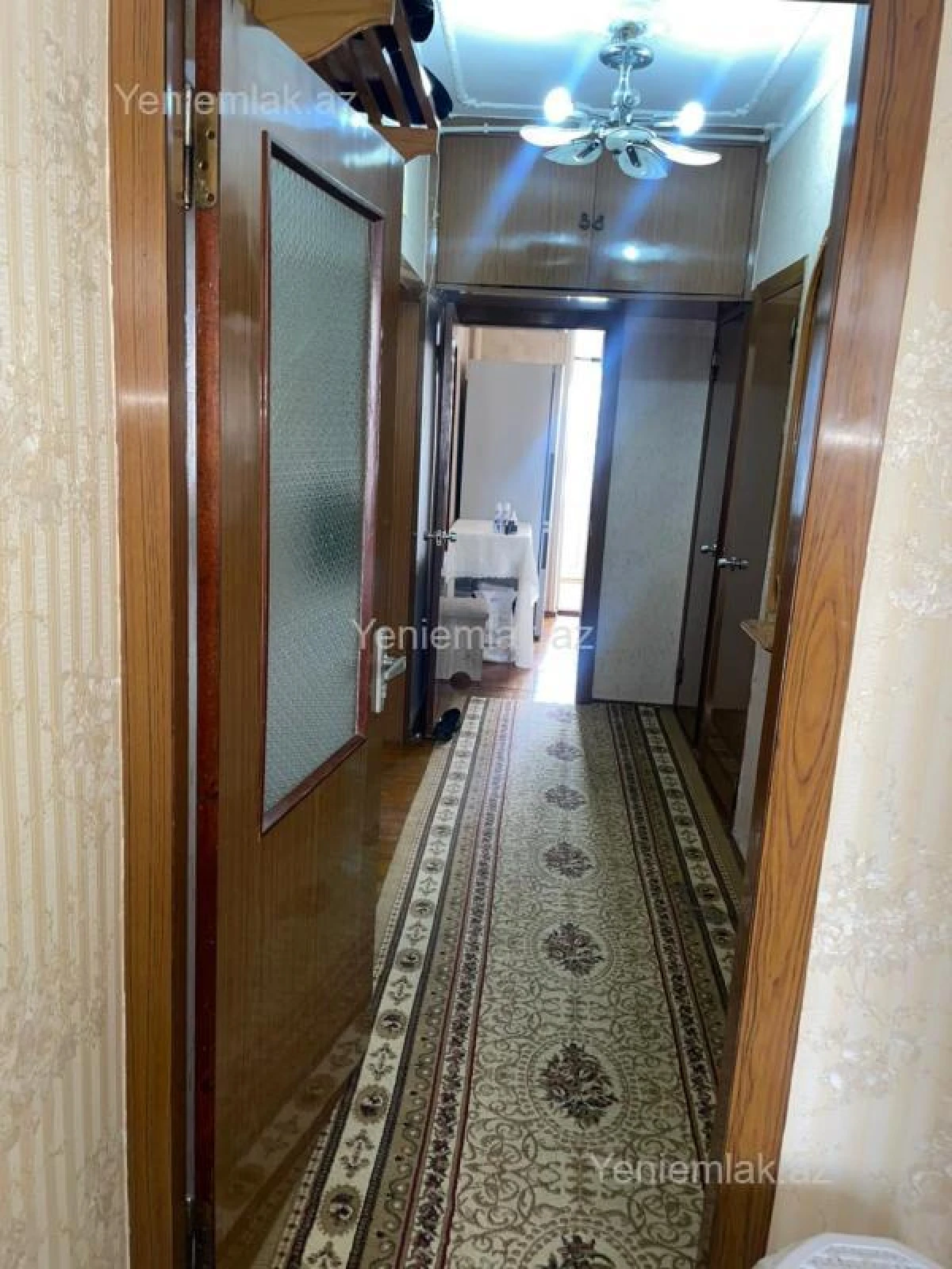 Satılır 2 otaqlı köhnə tikili 65 m²
