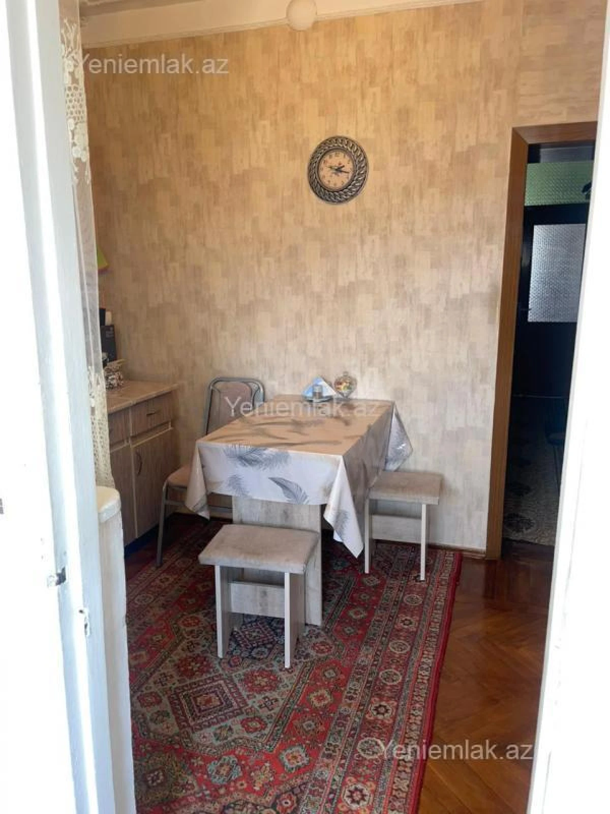 Satılır 2 otaqlı köhnə tikili 65 m²