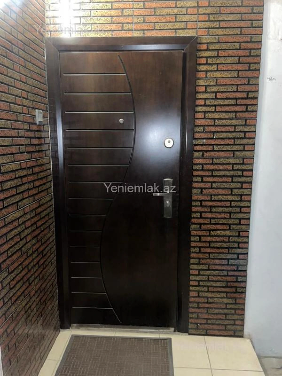Satılır 2 otaqlı köhnə tikili 65 m²