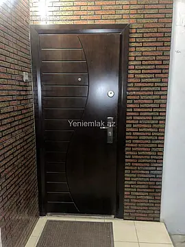 Satılır 2 otaqlı köhnə tikili 65 m²