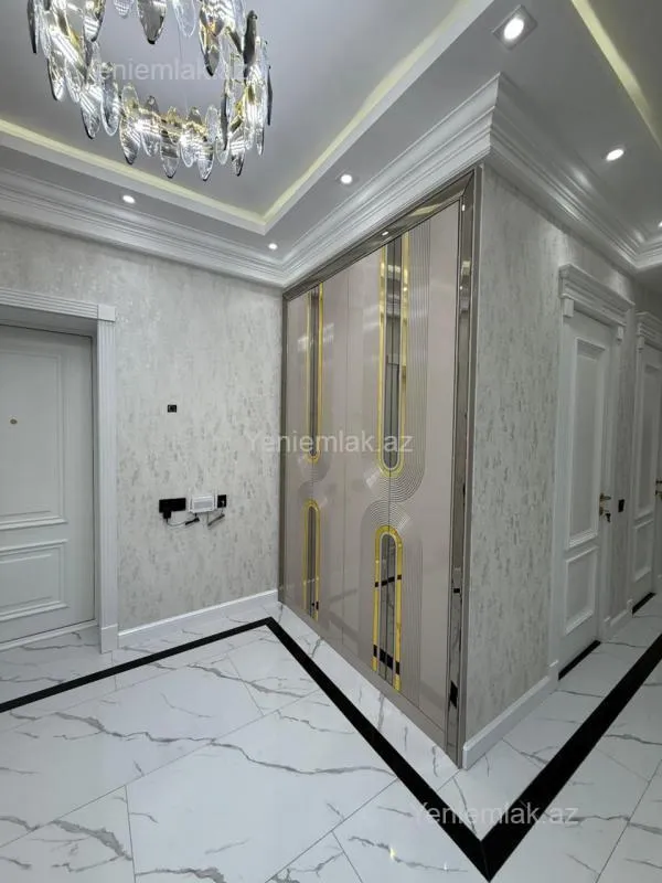 Satılır 3 otaqlı yeni tikili 95 m²